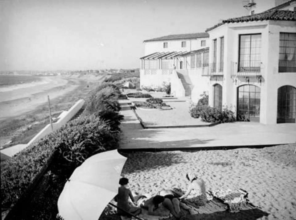 Hollywoodrivierabeachclubphoto.jpg